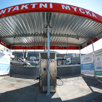Levné mytí aut, Ekologická automyčka Zlín, samoobslužná automyčka
s ekologickou bezfosfátovou technologií ve Zlíně.