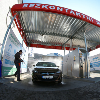 Levné mytí aut, Ekologická automyčka Zlín, samoobslužná automyčka
s ekologickou bezfosfátovou technologií ve Zlíně.